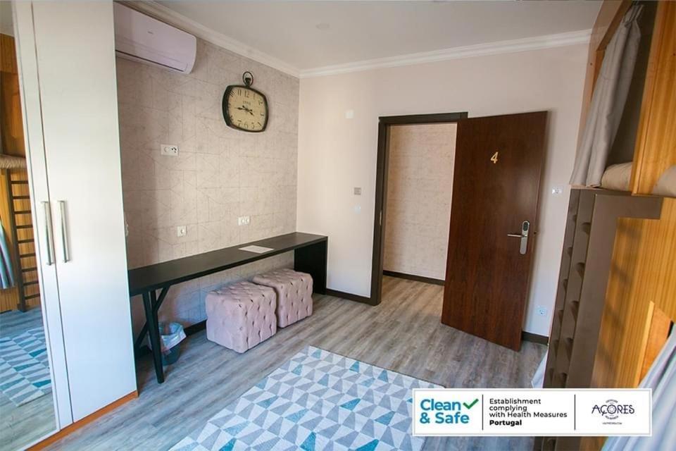 D. Irene Hostel لاجيس المظهر الخارجي الصورة